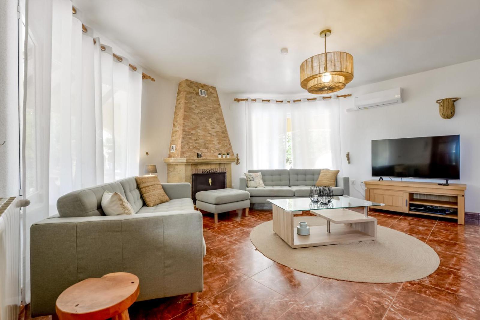 Villas Guzman - Xenia Calp Dış mekan fotoğraf