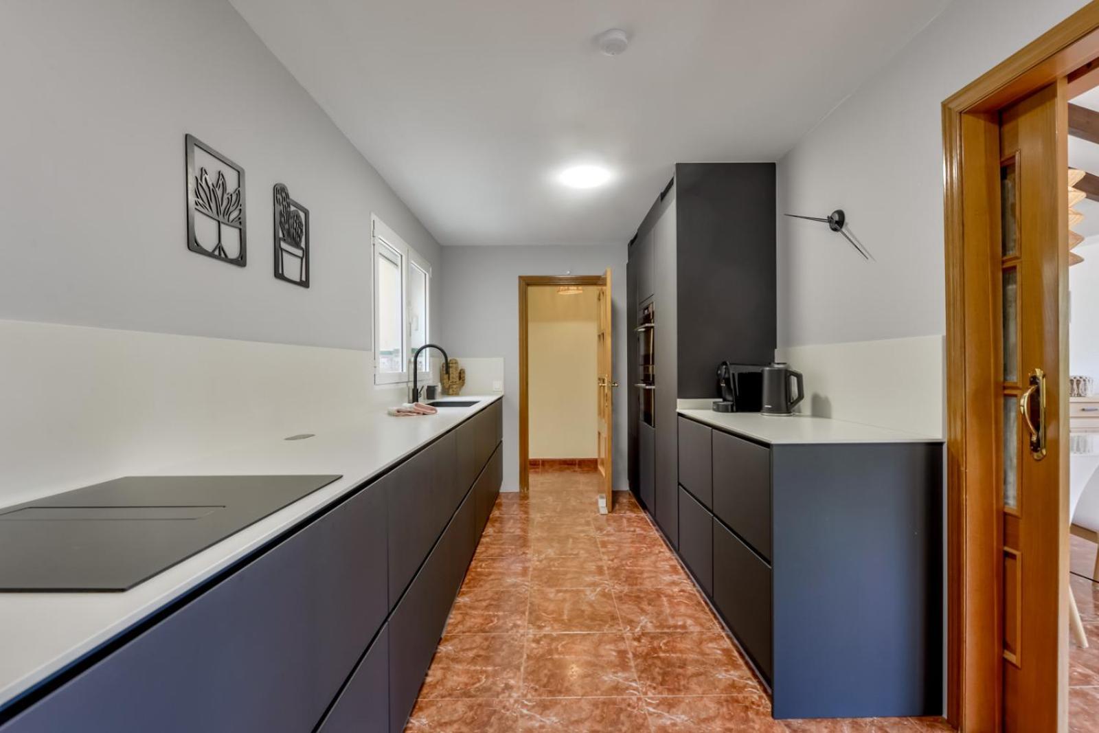 Villas Guzman - Xenia Calp Dış mekan fotoğraf