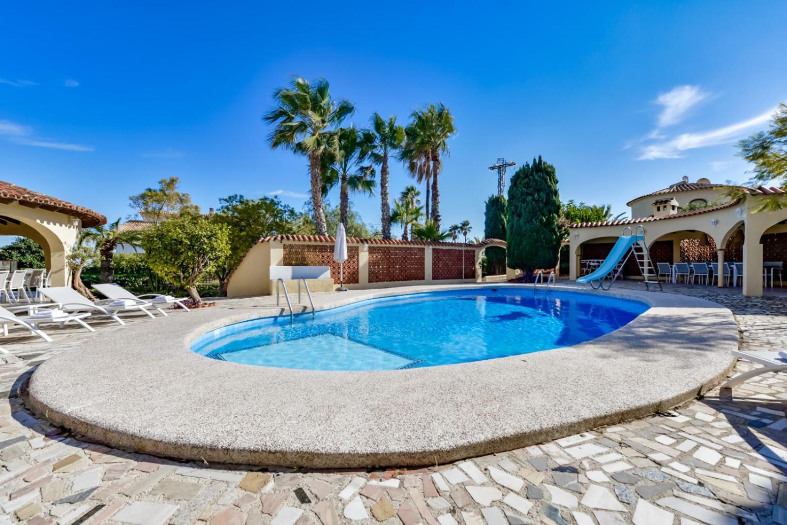 Villas Guzman - Xenia Calp Dış mekan fotoğraf