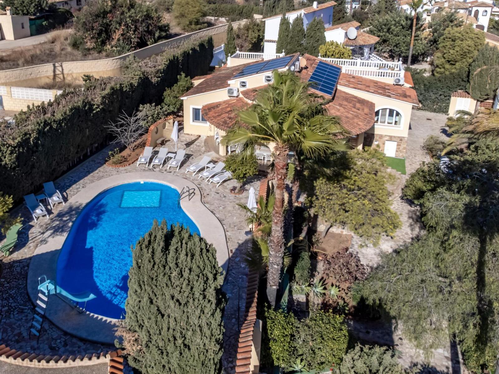 Villas Guzman - Xenia Calp Dış mekan fotoğraf