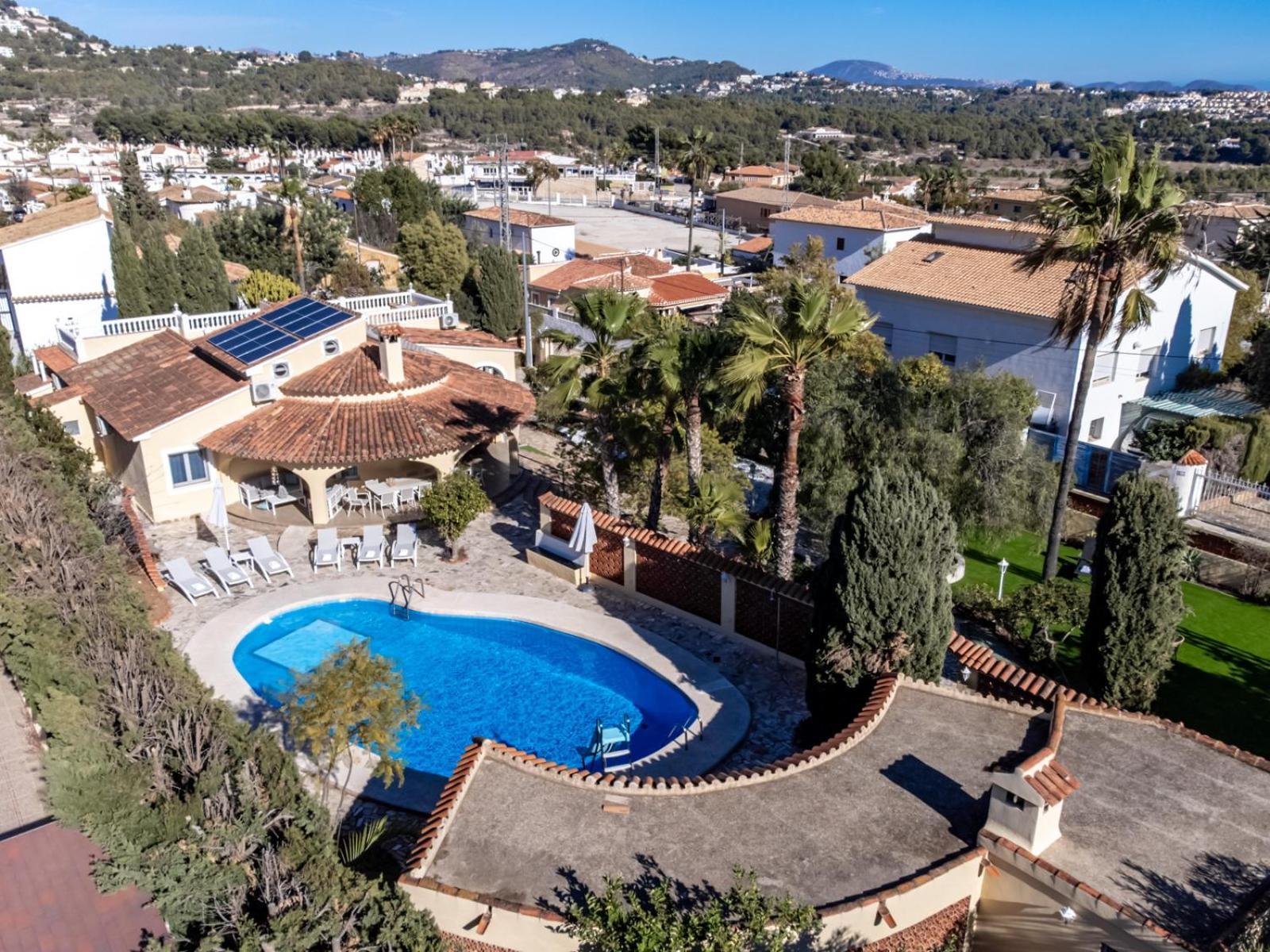 Villas Guzman - Xenia Calp Dış mekan fotoğraf